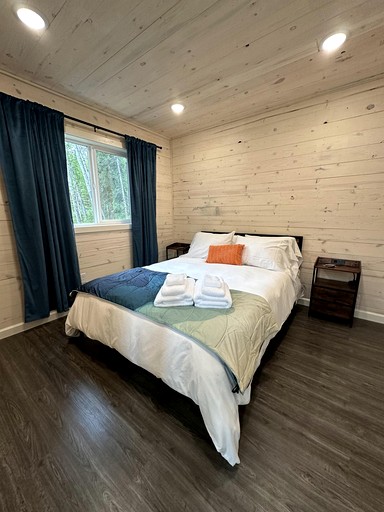 Cabins (United States of America, Anchorage, Alaska)