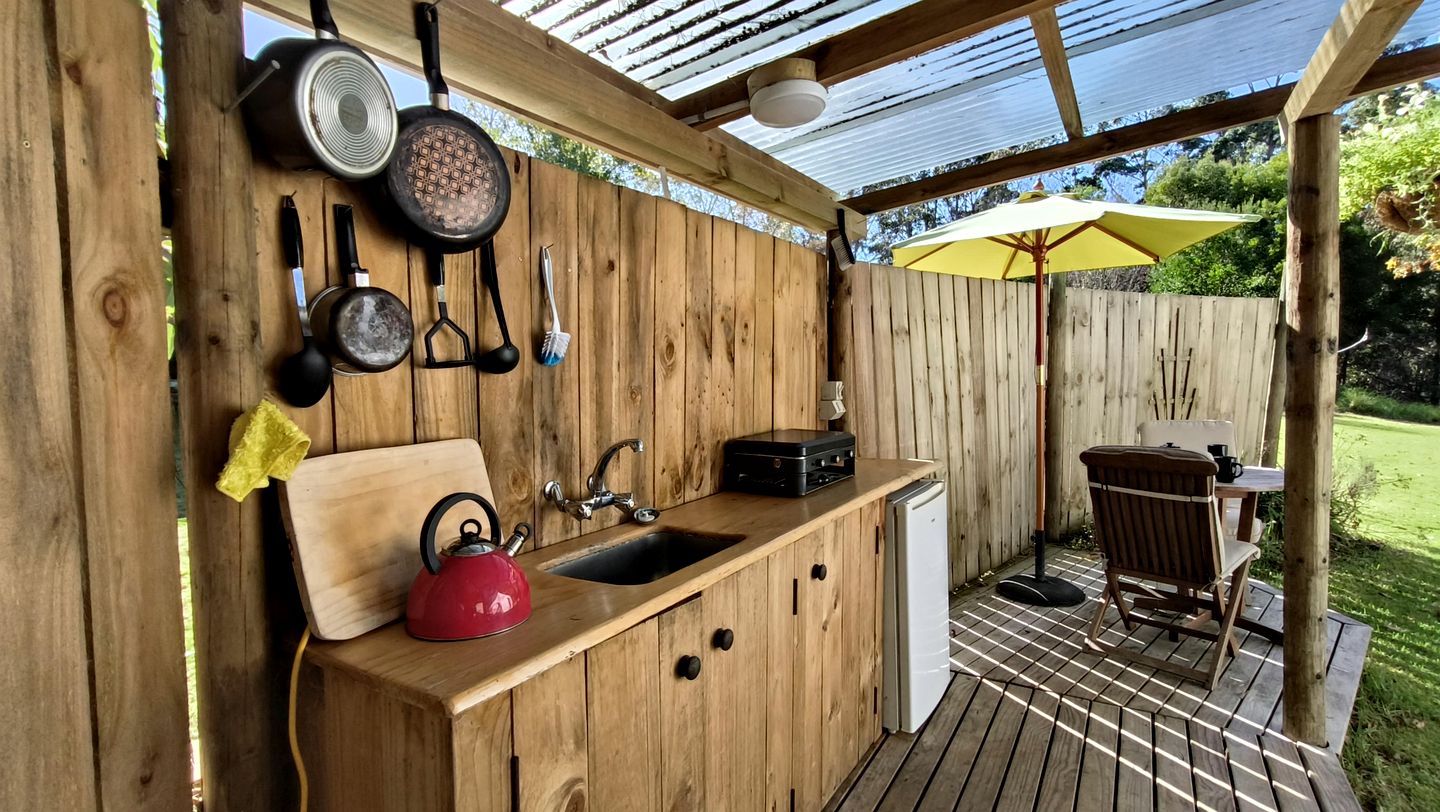 Luxury Hillside Glamping with Outdoor Kitchen near Waiheke Island, New Zealand