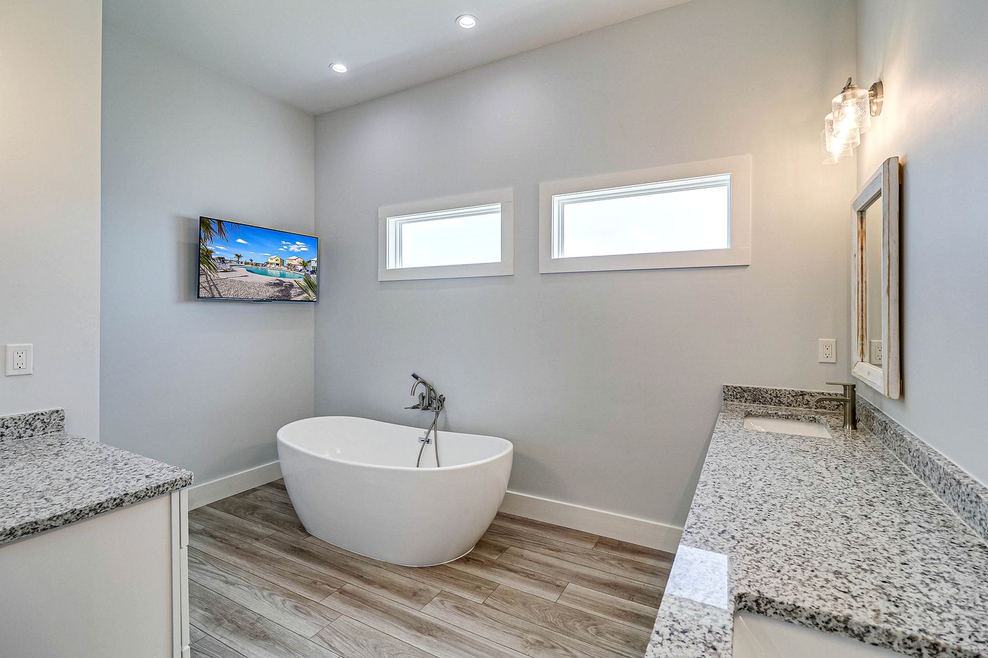 Beach House with Spa and Pool Amazing for Water Sports in Rockport, Texas