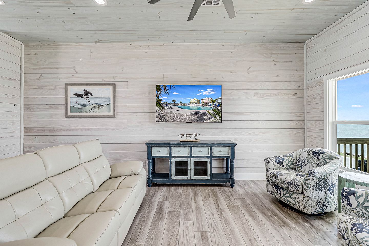 Beach House with Spa and Pool Amazing for Water Sports in Rockport, Texas
