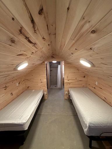 Cabins (United States of America, London, Kentucky)