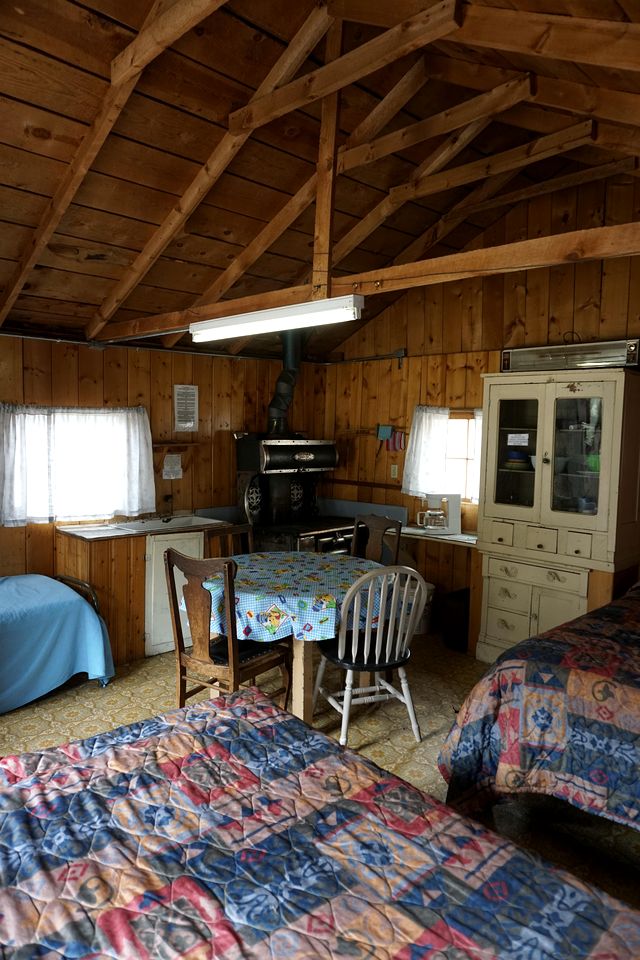 Remote and Off-Grid Cabin in Poudre Canyon, Perfect for a Fishing Retreat
