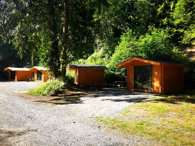 Beautiful Cabin with Stunning Forest Vistas in Nanaimo, British Columbia