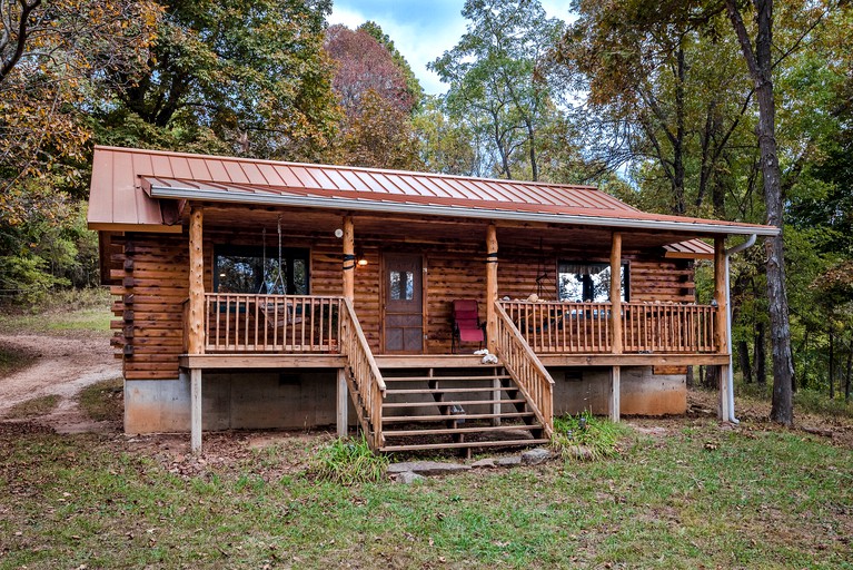 Log Cabins (United States of America, Compton, Arkansas)