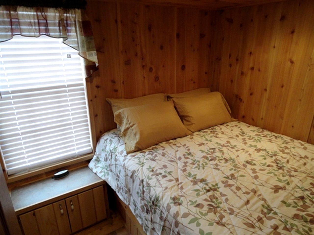 Cozy Cabin Rental near the Custer State Park in South Dakota