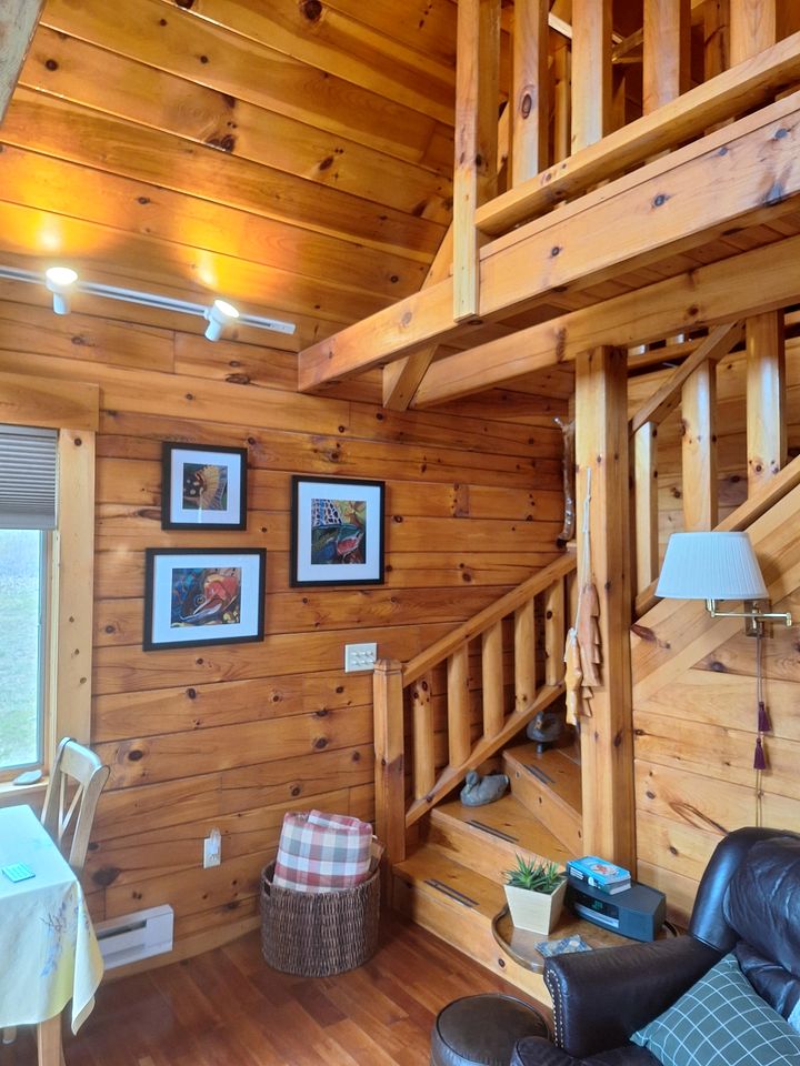 Charming Creekside Log Cabin with Wood Burning Stove Overlooking the Neshannock Creek, Western PA