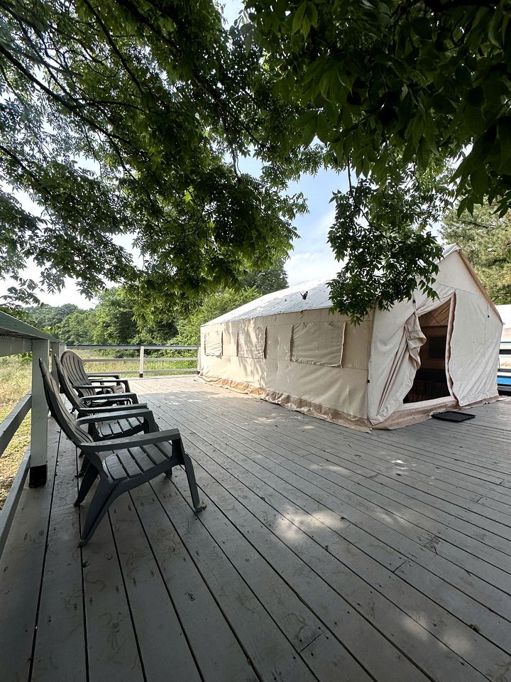 Cute Safari Tent with Fire Pit in Murfreesboro, Arkansas