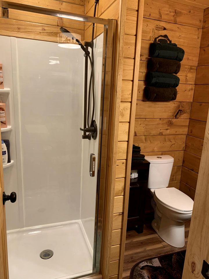 Scenic Creekside Escape with Deck, Fire Ring & Wildlife Views in Seward, Alaska