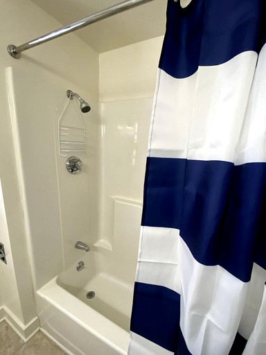 Cabins (United States of America, Lincolnville, Maine)