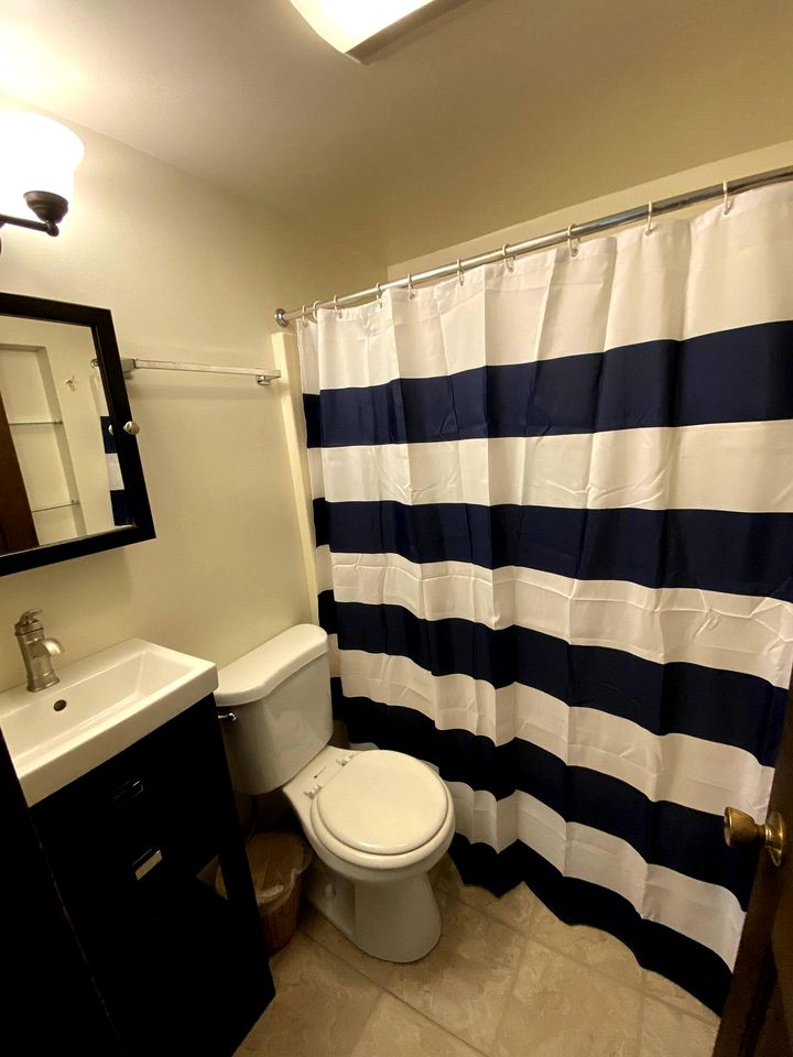 Charming Cottage with Private Deck and Modern Amenities near Camden, Maine