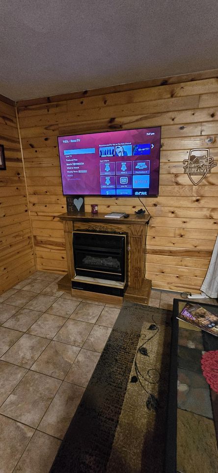 Charming Cabin Rental Perfect for Couples in Carroll County, Arkansas