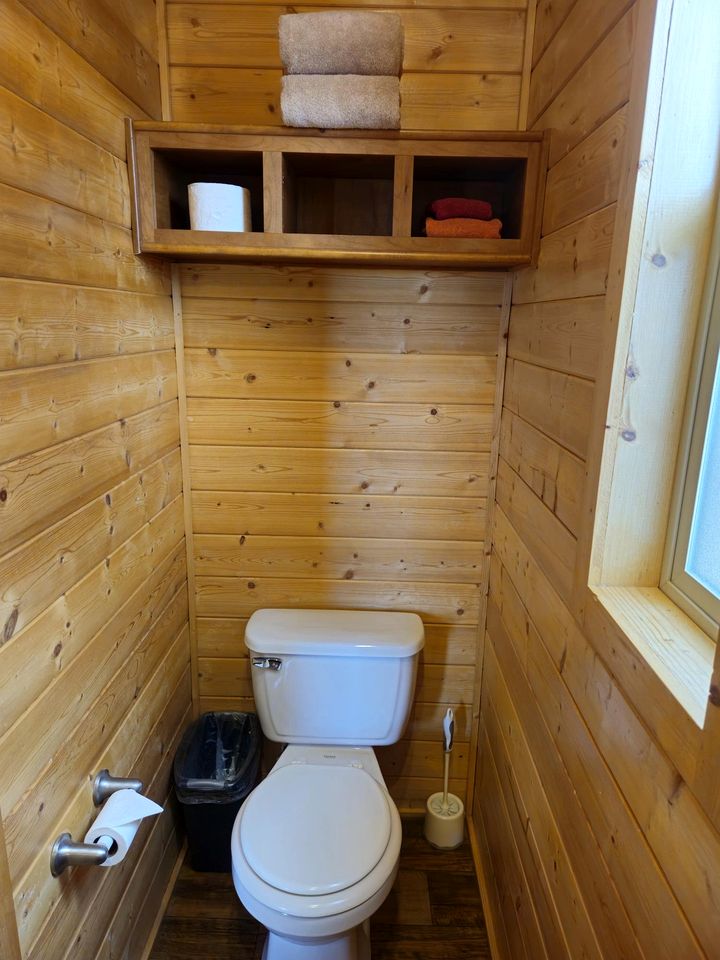 Cozy Cabin for Two in Escalante, Utah - Perfect for a Romantic Mountain Getaway