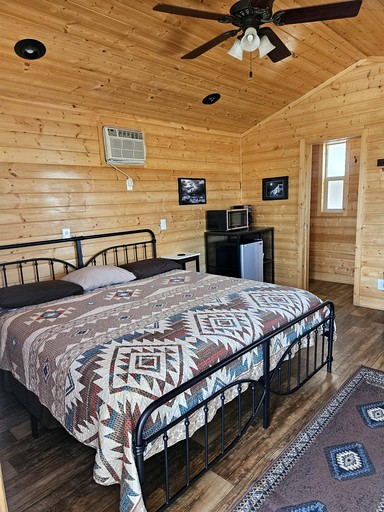 Cabins (United States of America, Escalante, Utah)