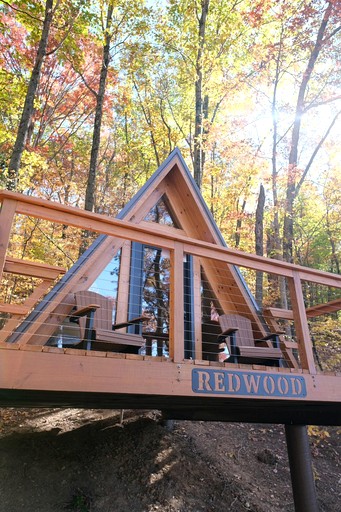 A-Frames (United States of America, Franklin, Ohio)