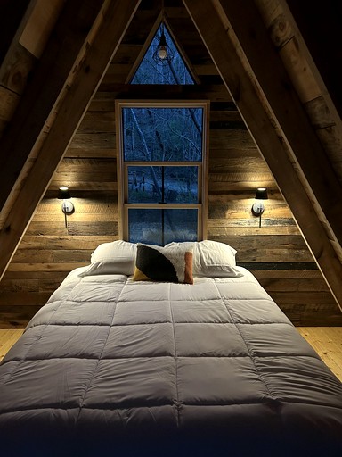 A-Frames (United States of America, Zirconia, North Carolina)