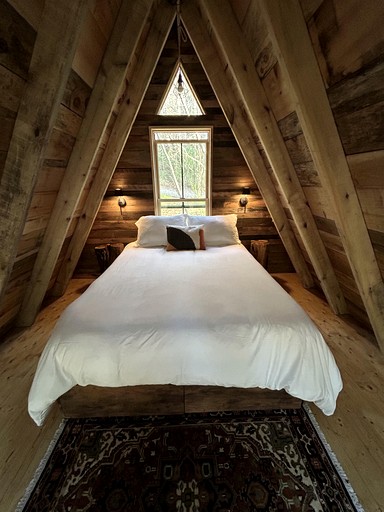 A-Frames (United States of America, Zirconia, North Carolina)