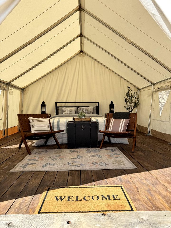 Serene Cozy Tent with Spectacular Desert and Sunset Views in Nevada