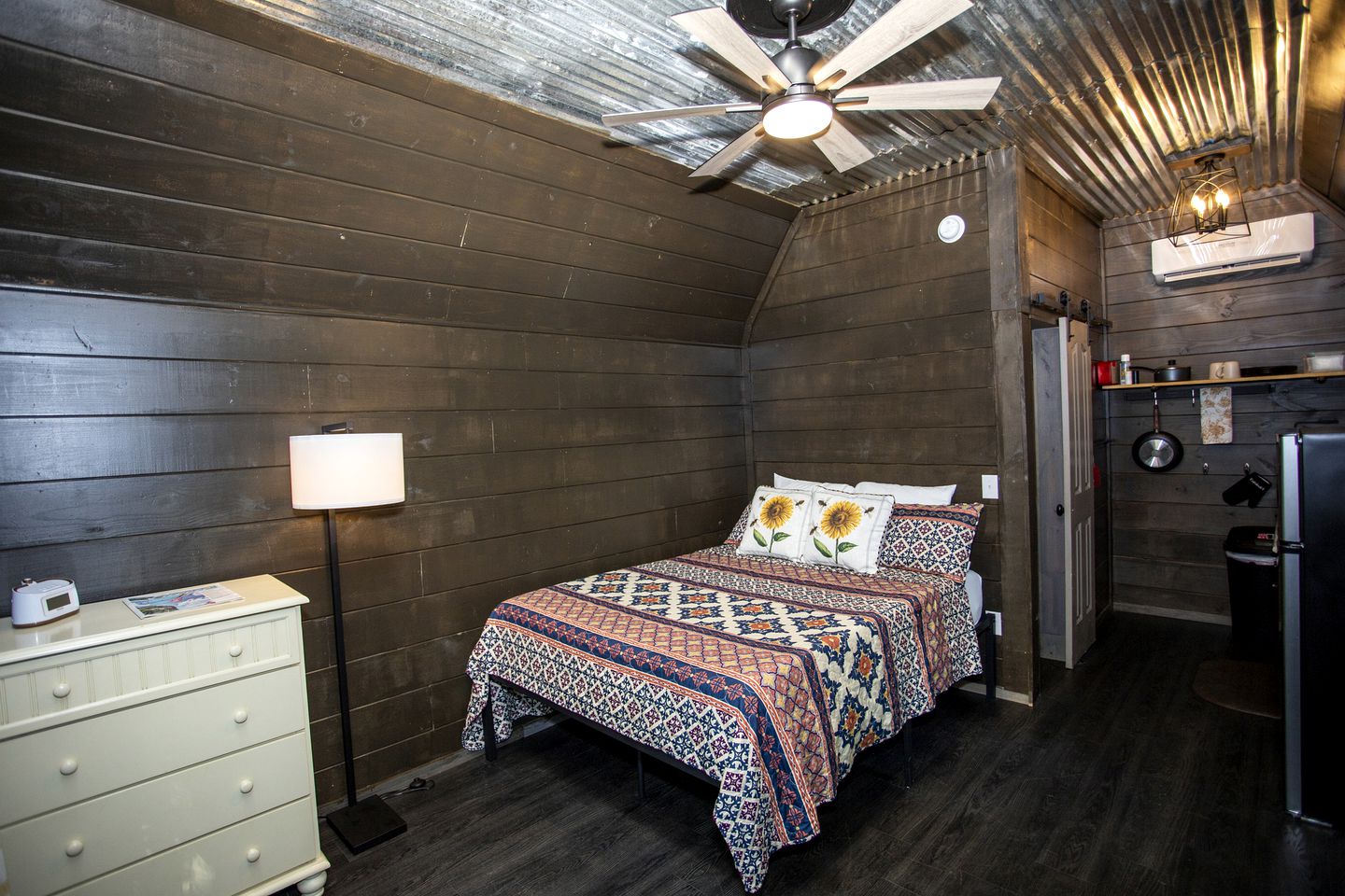 Cute Tiny House Glamping Rentals in Mill Spring, North Carolina