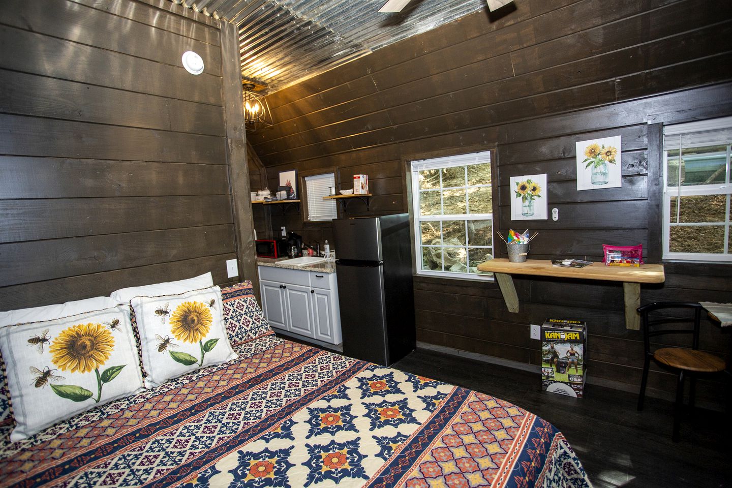 Cute Tiny House Glamping Rentals in Mill Spring, North Carolina