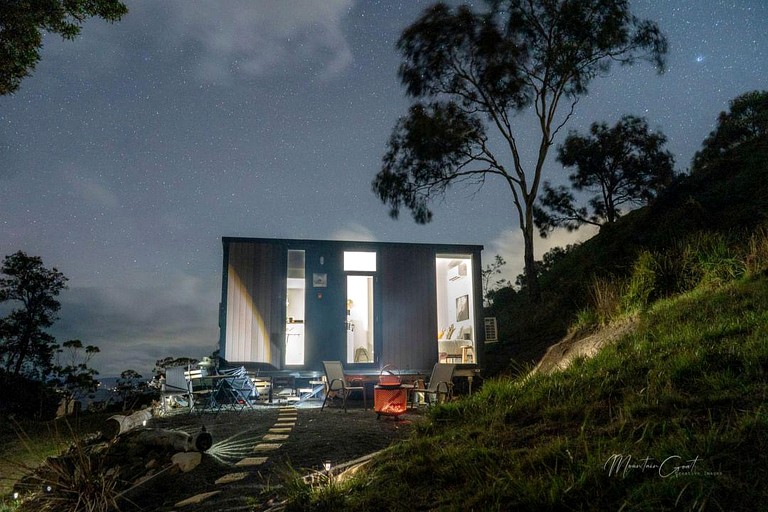 Tiny Houses (Australia, Opossum Bay, Tasmania)