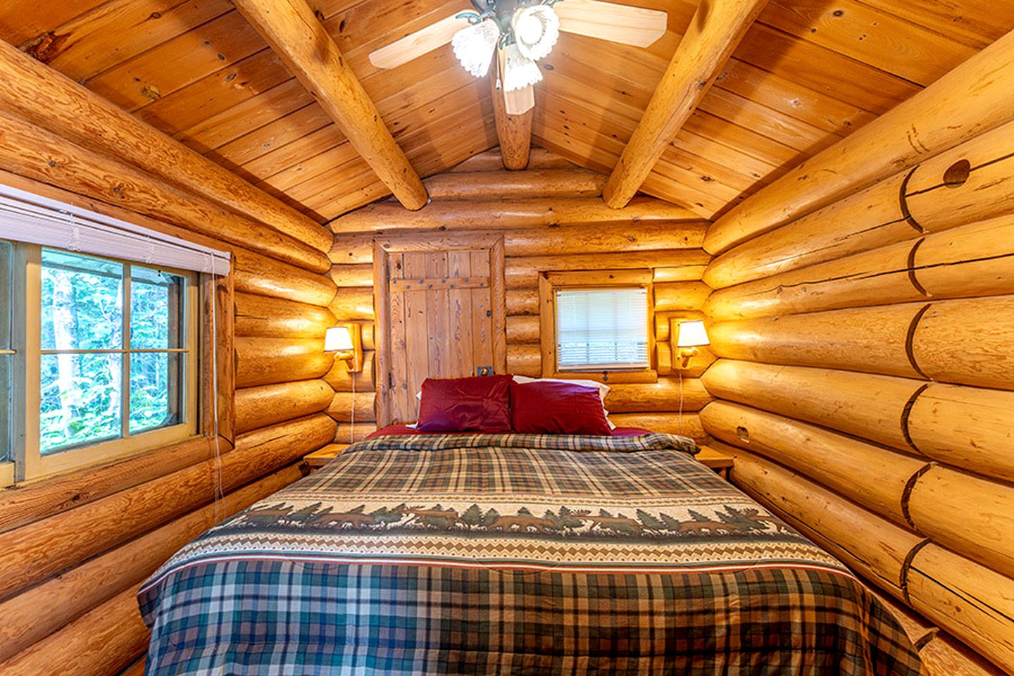 Ely Pet-Friendly Cabin Rental for Memorable Lakeside Vacations in Minnesota