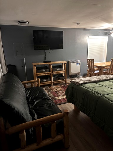 Cabins (United States of America, Ocqueoc, Michigan)