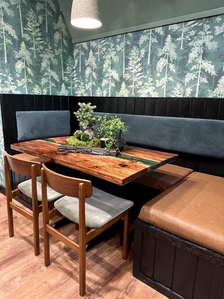 Lovely Lofted A-Frame with Private Jacuzzi, Deck, Fire Pit and Views in Arkansas