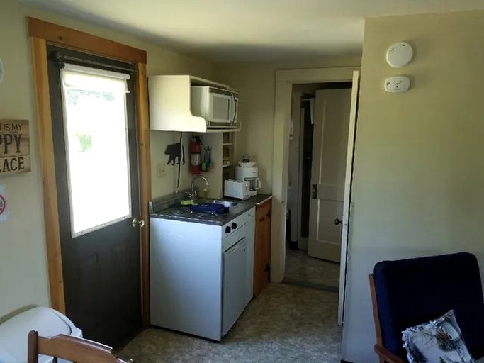 Cabins (United States of America, Stewartstown, New Hampshire)