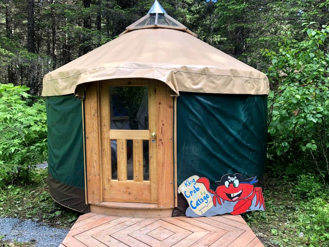 Yurts (United States of America, Seward, Alaska)