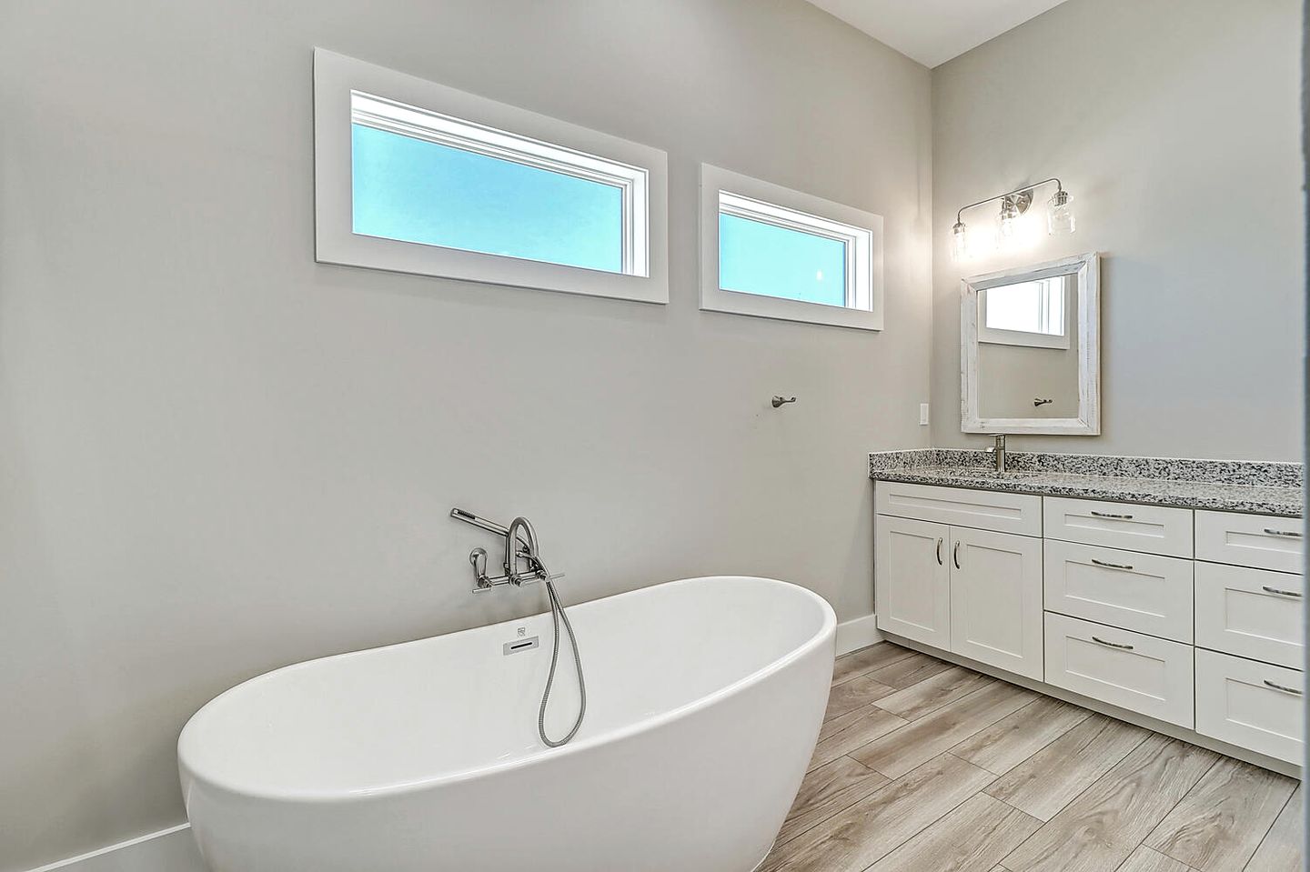 Beachfront House with Jacuzzi, Pool and Stunning Sunset Views in Fulton, Texas