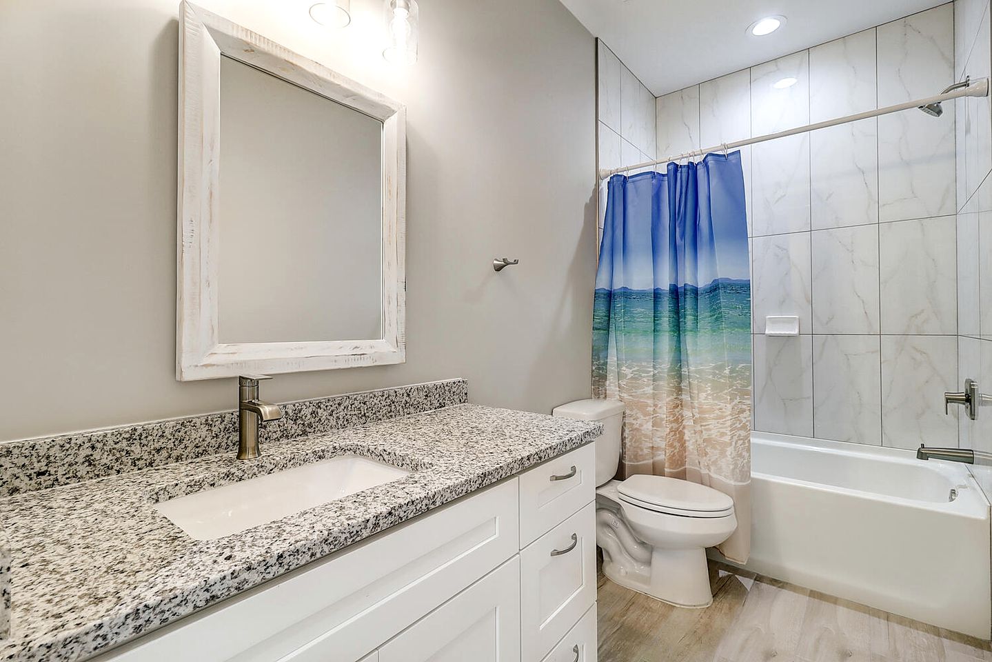 Beachfront House with Jacuzzi, Pool and Stunning Sunset Views in Fulton, Texas