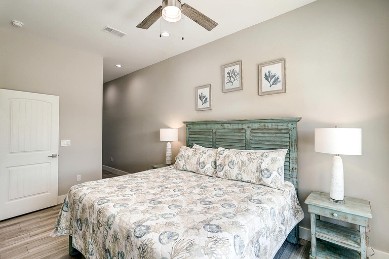 Beach Houses (United States of America, Fulton, Texas)