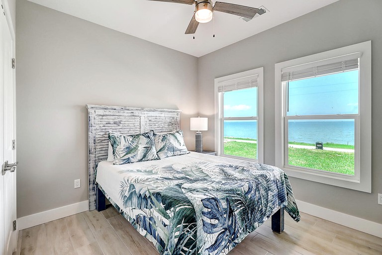 Beach Houses (United States of America, Fulton, Texas)