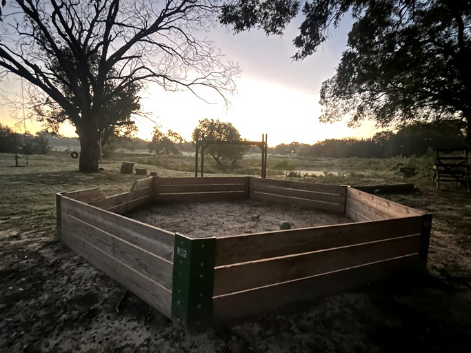 Tree Houses (United States of America, Forestburg, Texas)