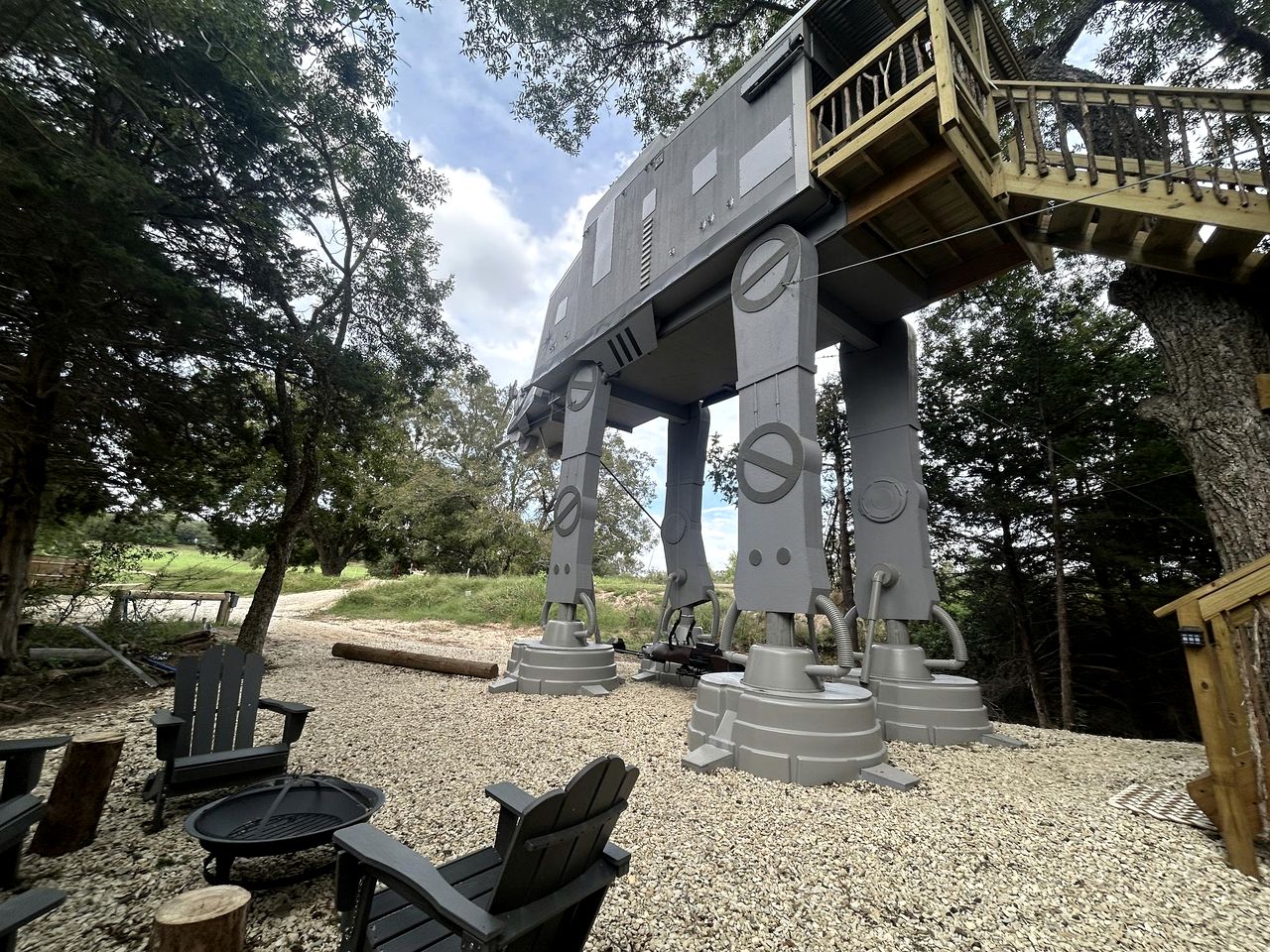Spectacular Treehouse with Speeder Bike & Creek Views near Forestburg, Texas