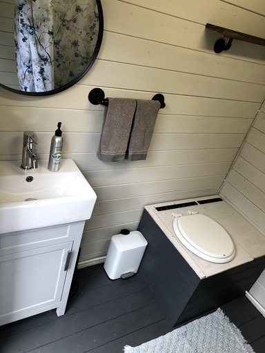 Vacation Rentals (Canada, Duncan, British Columbia)