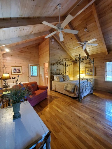 Cabins (United States of America, Galax, Virginia)