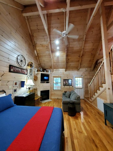 Cabins (United States of America, Galax, Virginia)