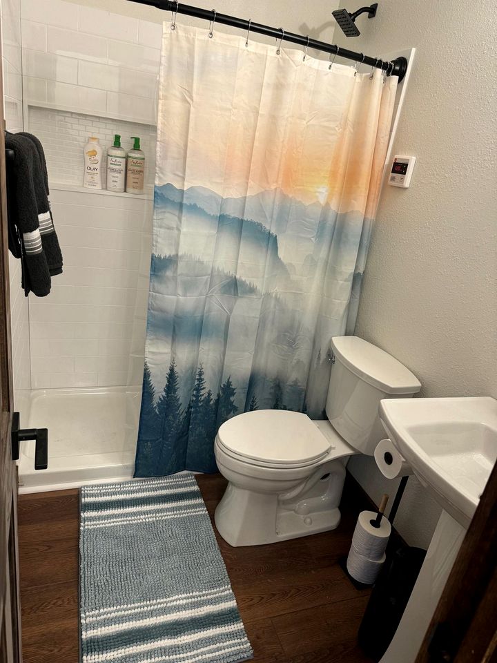 Cozy Mountain Cottage with Stunning Views near Seward, Alaska