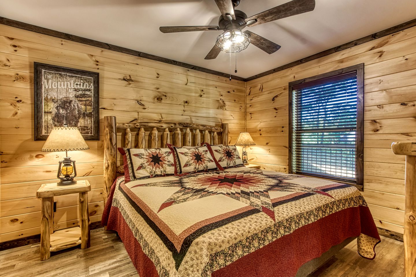 Luxury Vacation Rental with Private Home Cinema and Games Room for Families and Large Groups in Sevierville, Tennessee