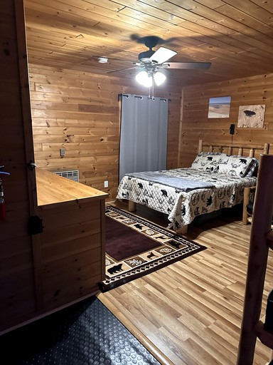Cabins (United States of America, Ocqueoc, Michigan)