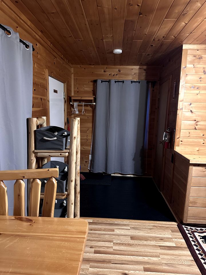 A Home for All: Pet-Friendly Cabin for Your Family Getaway in Ocqueoc Township, MI