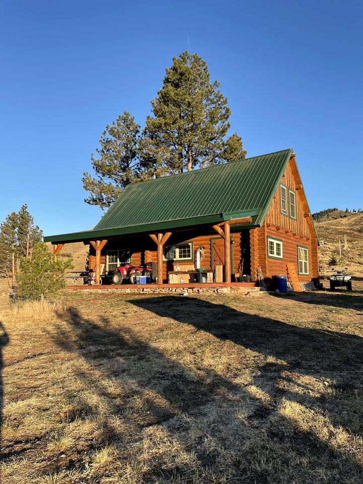 Luxury Cabin for Great Montana Weekend Getaways