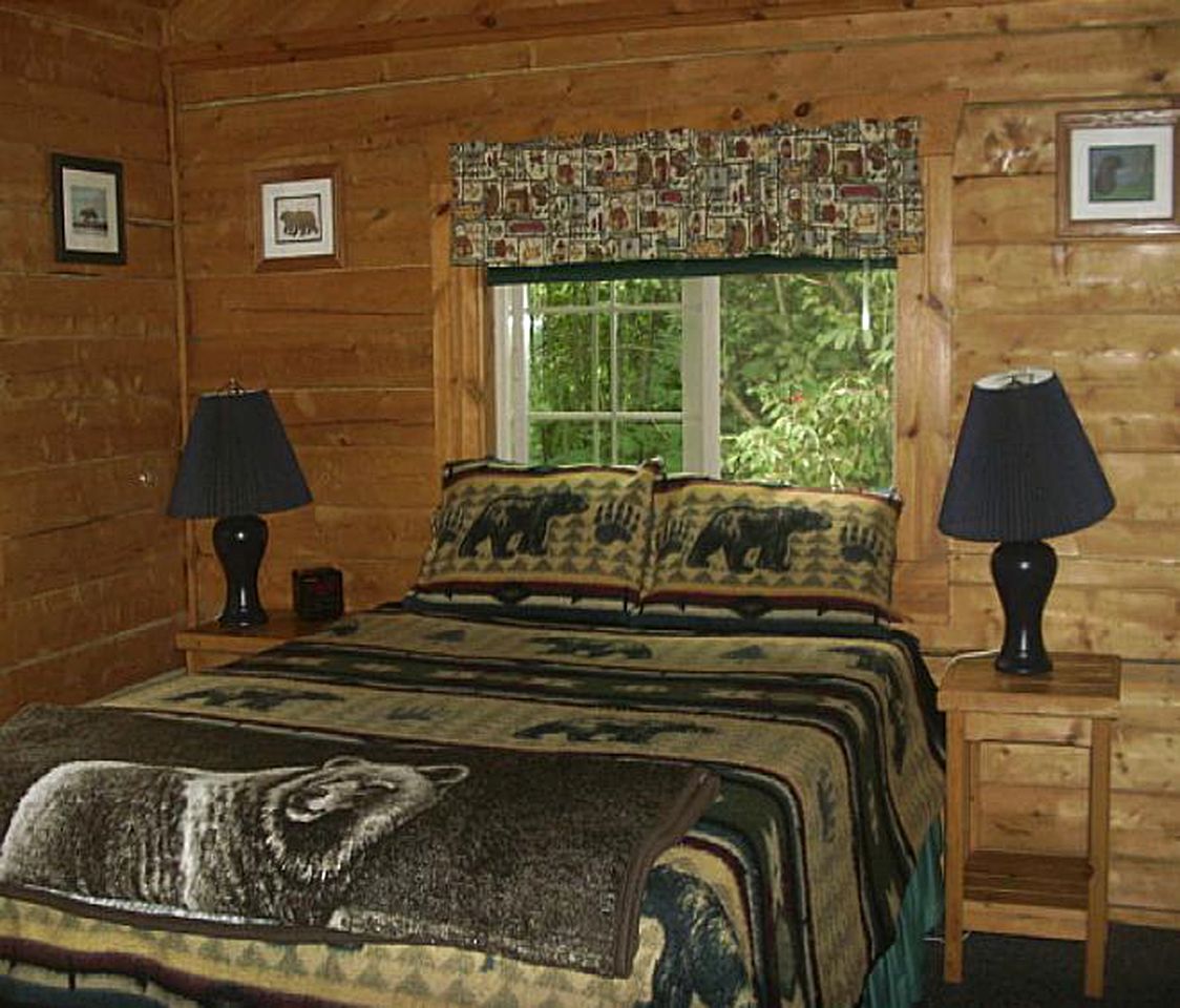 Kenai Fjords National Park Log Cabin for an Alaskan Adventure