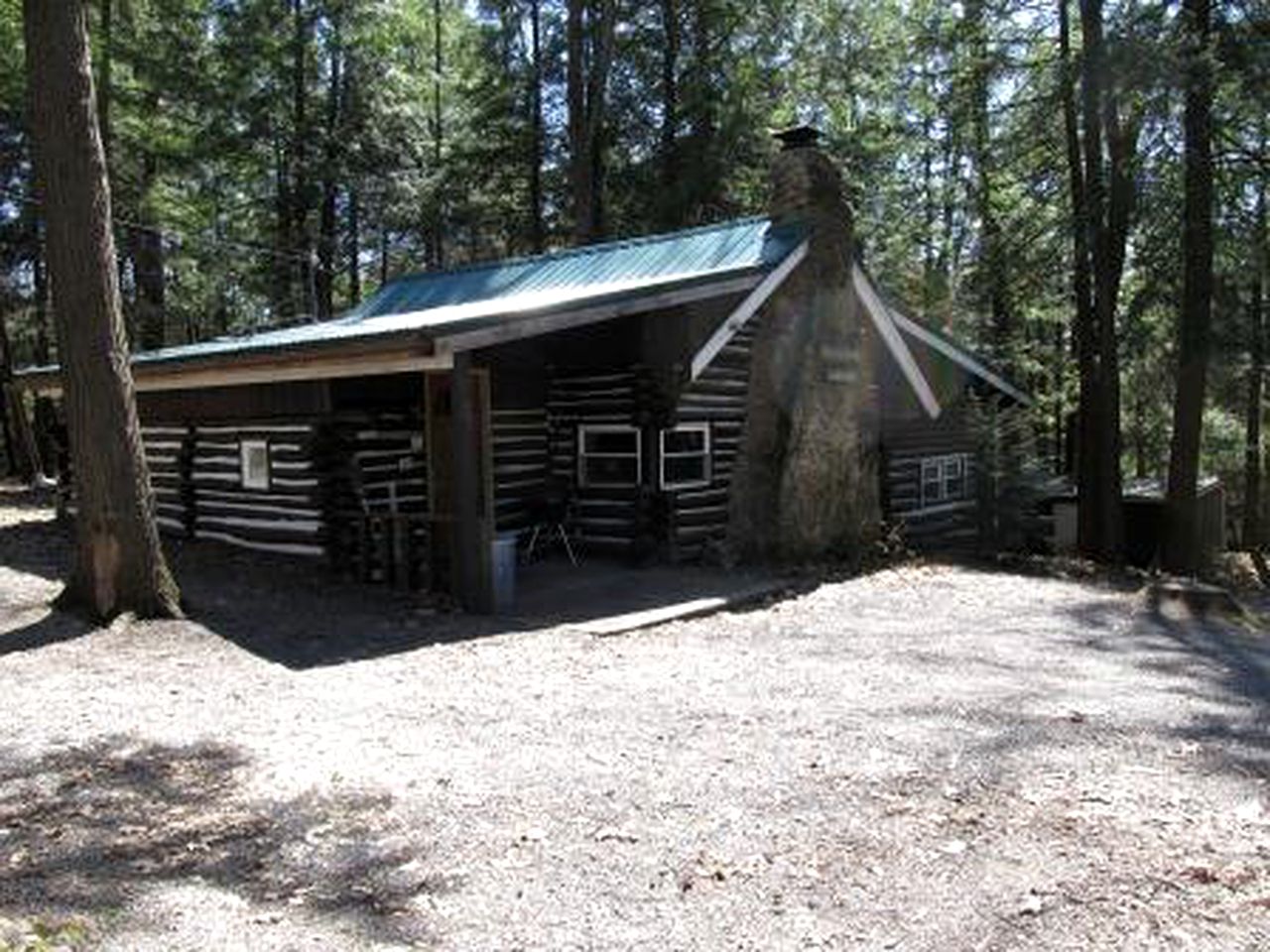 Large, Pet-Friendly Cabin Rental for Amazing Family or Group Glamping near Cook Forest, PA