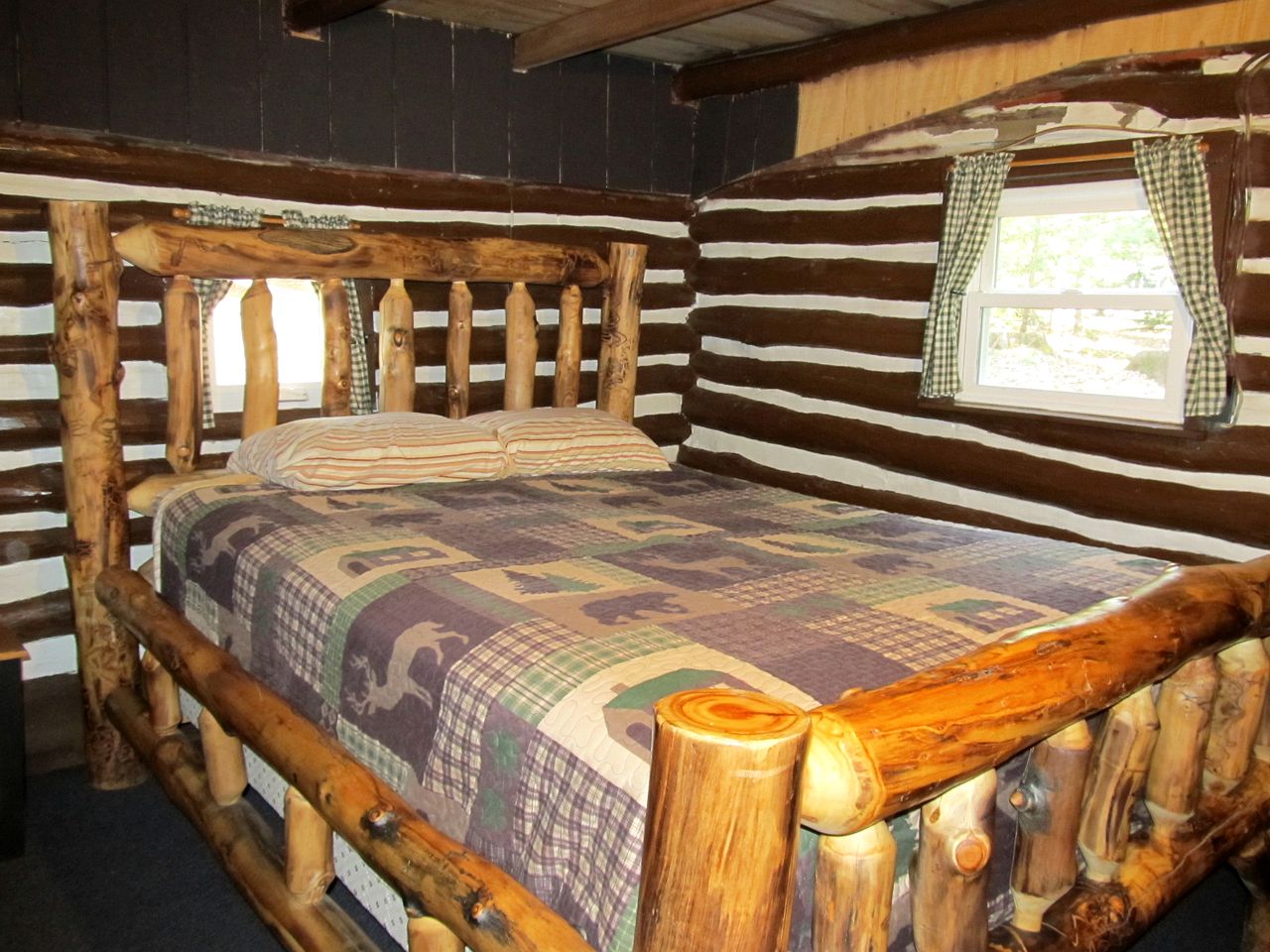 Large, Pet-Friendly Cabin Rental for Amazing Family or Group Glamping near Cook Forest, PA