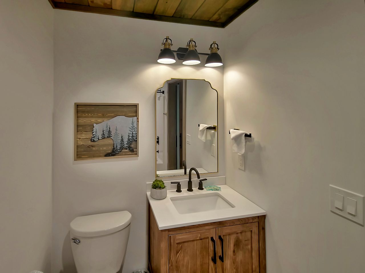 Great Smoky Mountains National Park Luxury Glamping Lodge for Family and Friends