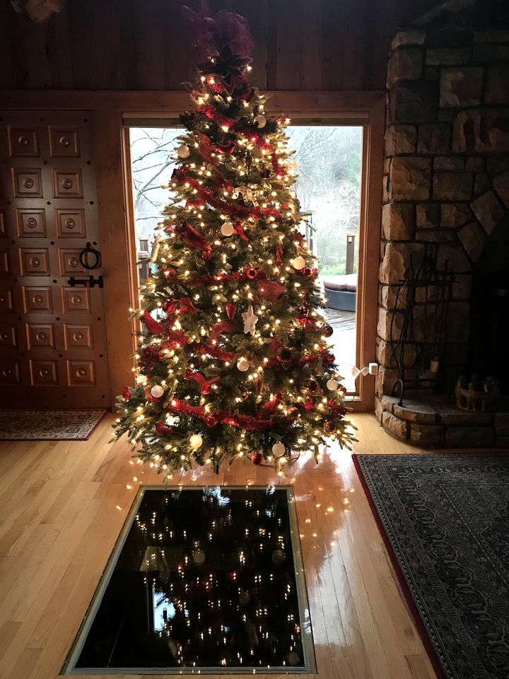 Luxury Cottage Ranch with Hot-Tub, Theater and Pool Table in Watauga County, North Carolina
