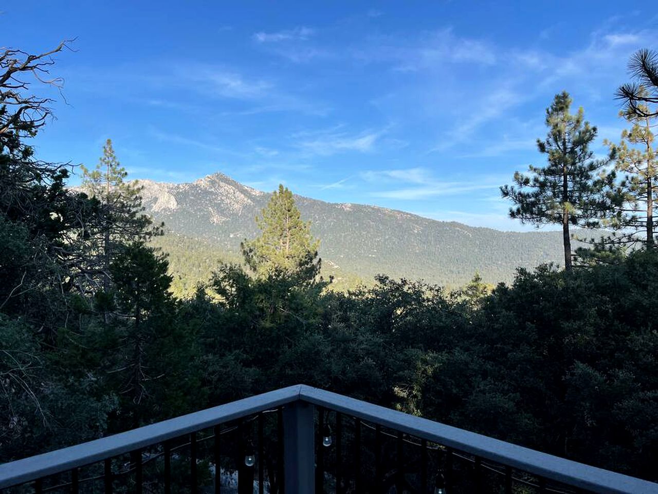 Mountain View Getaway in the Trees of Idyllwild, California