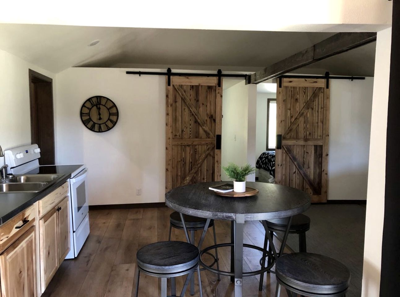 Horse Creek Cabin #1, Rapid City, South Dakota
